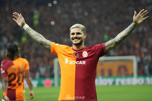 科克回忆卡尔德隆：只有我一个人想念那些红白相间的球网吗？（科克忆卡尔德隆：怀念那红白相间的球网，难道只有我？）