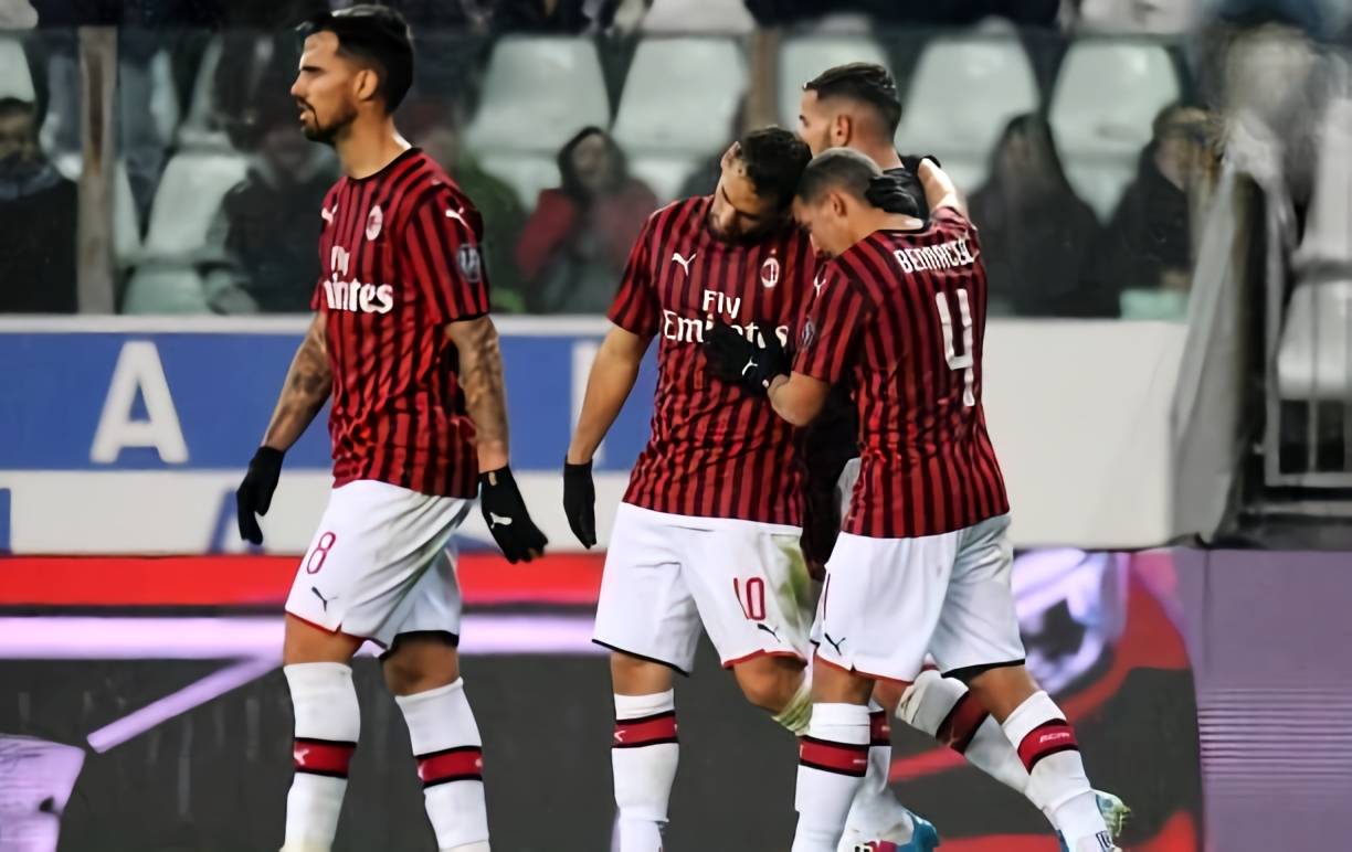 今夜能否晋级？拜仁过去21场德国杯客场对德甲球队仅一次失利（拜仁德国杯客场对德甲近21战仅一败，今夜能否再度晋级？）