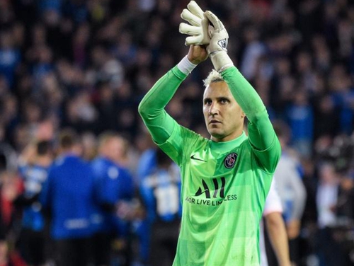 卡尔vs弗赖堡数据：传射建功，完成4次过人+3次抢断（卡尔对阵弗赖堡数据：传射齐发，4次过人与3次抢断）