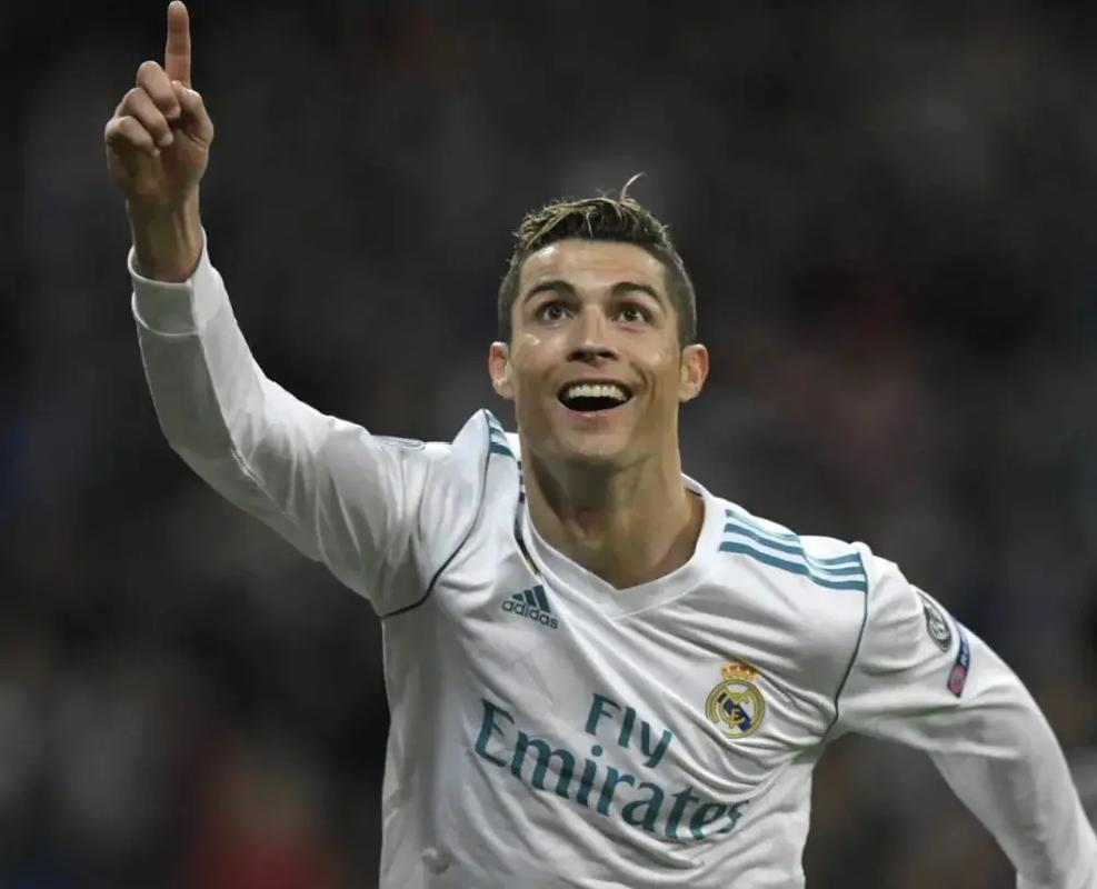 中超：山东泰山主场2-0完胜青岛队