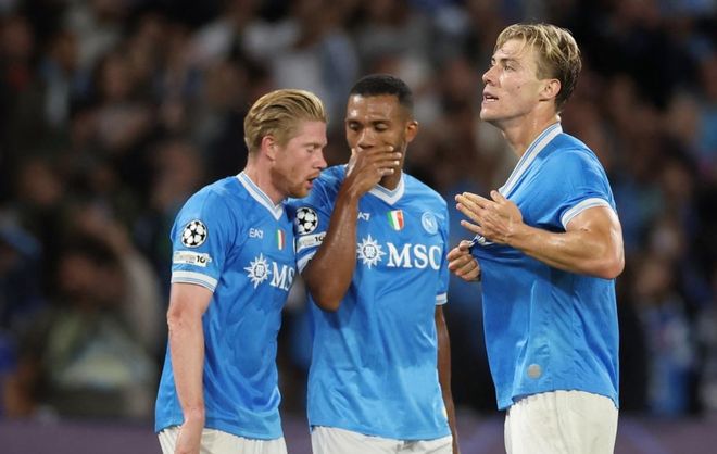 佩7：加斯佩里尼让我们有很大提升，罗马排在意甲第1不是偶然（佩7：加斯佩里尼令球队提升显著，罗马领跑意甲绝非偶然）