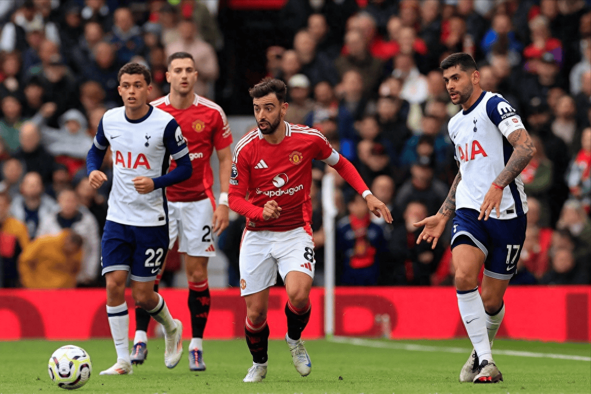 地上足球：梅西带队迈阿密夺冠，球王伟大无需多盐？（梅西率迈阿密夺冠：球王伟业，毋须多言）