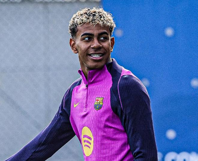 NBA杯焦点战：文班缺阵内线空虚！杨瀚森或有机会大展拳脚（NBA杯焦点对决：文班缺席内线告急，杨瀚森有望大显身手）